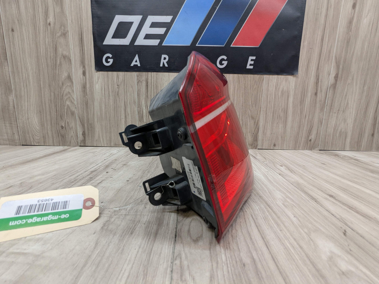 16-22 OEM BMW F48 X1 28 Rear Right Passenger Quarter Panel Outer Tail Light