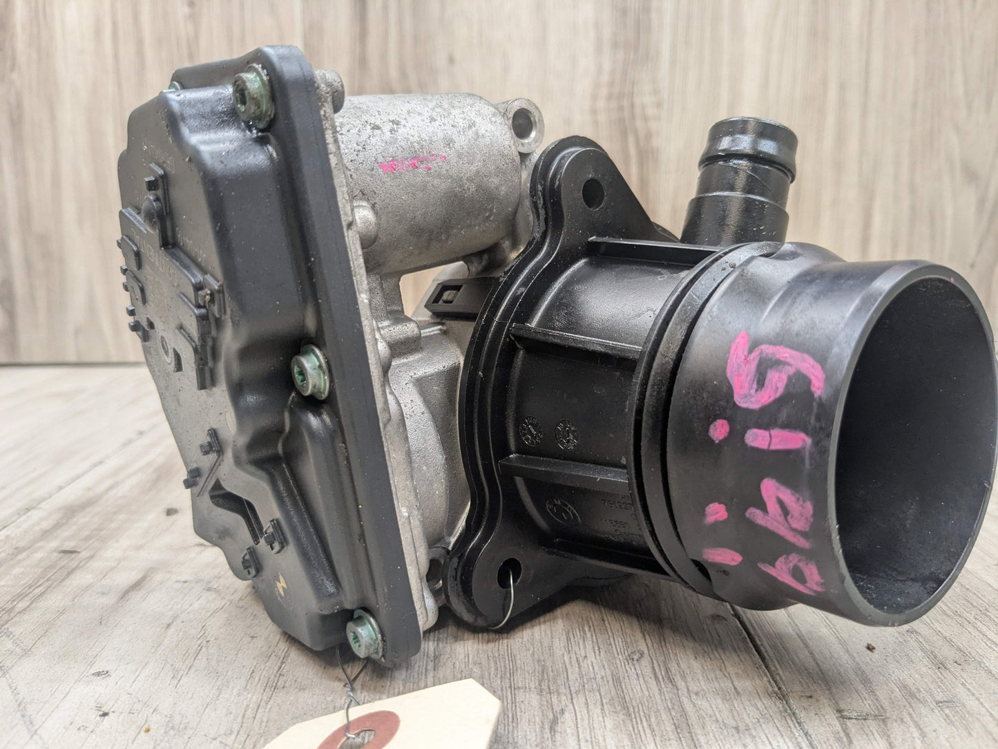 OEM BMW F39 F44 F48 F90 G05 G12 750 G30 M550 M8 Engine B46 N63 S63 Throttle Body