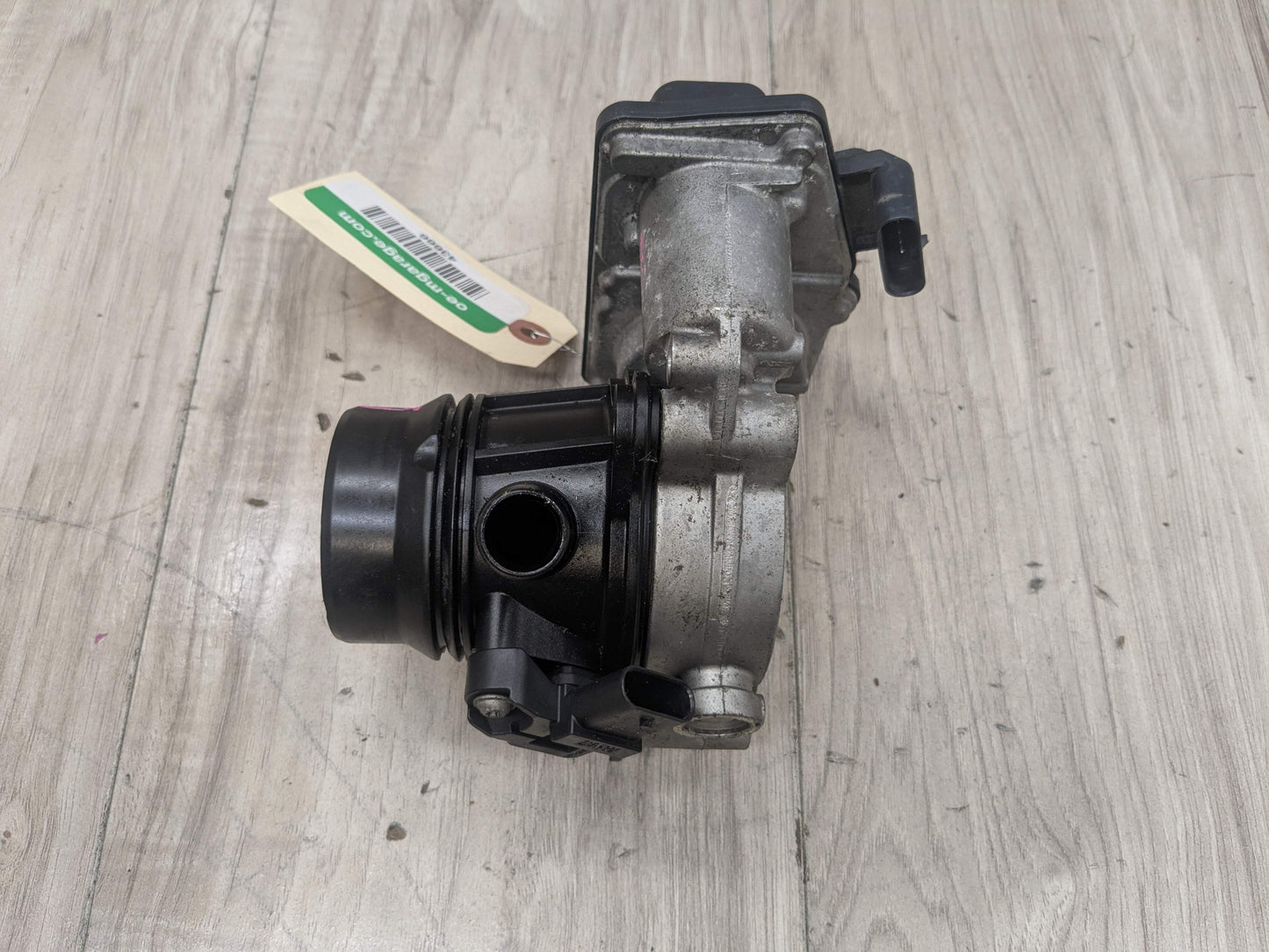 OEM BMW F39 F44 F48 F90 G05 G12 750 G30 M550 M8 Engine B46 N63 S63 Throttle Body