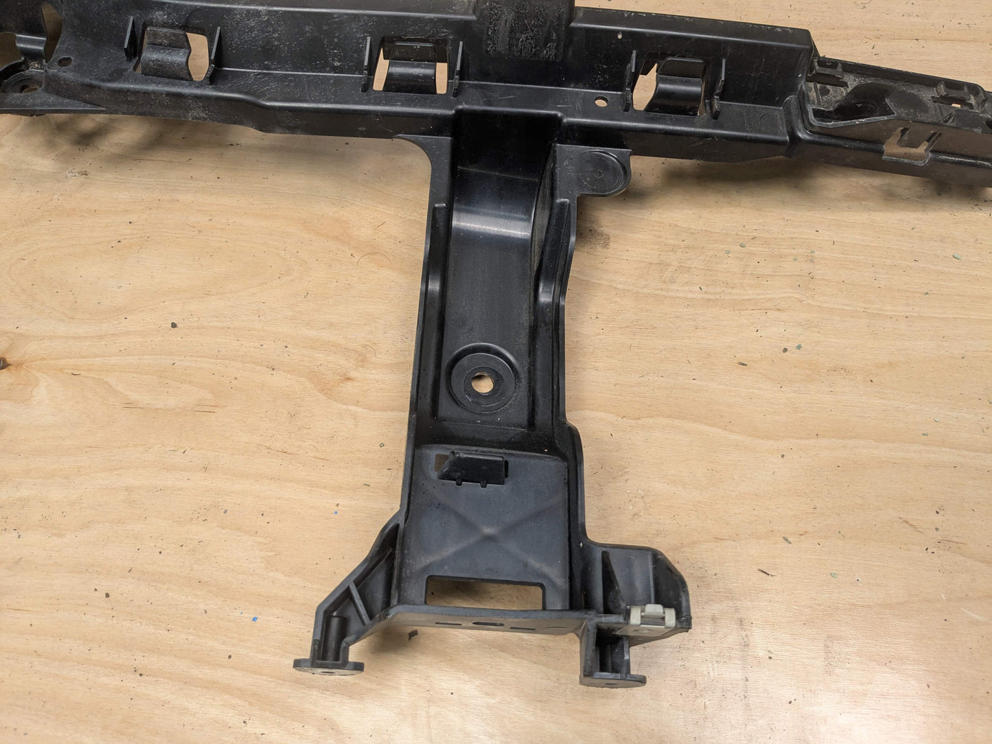 16-22 OEM BMW F48 X1 Rear Bumper Right Left Side Brackets Mounts Supports PAIR