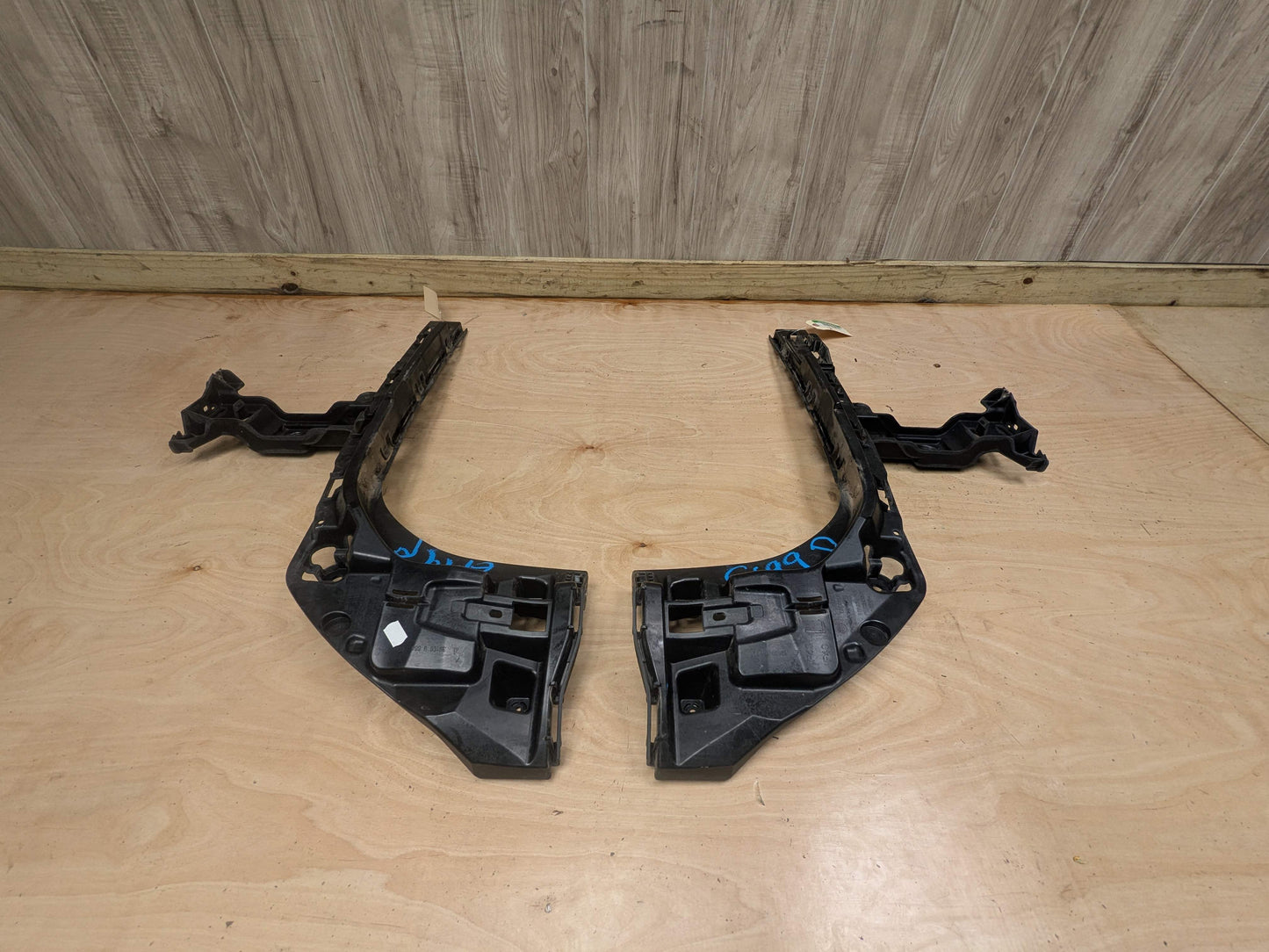 16-22 OEM BMW F48 X1 Rear Bumper Right Left Side Brackets Mounts Supports PAIR