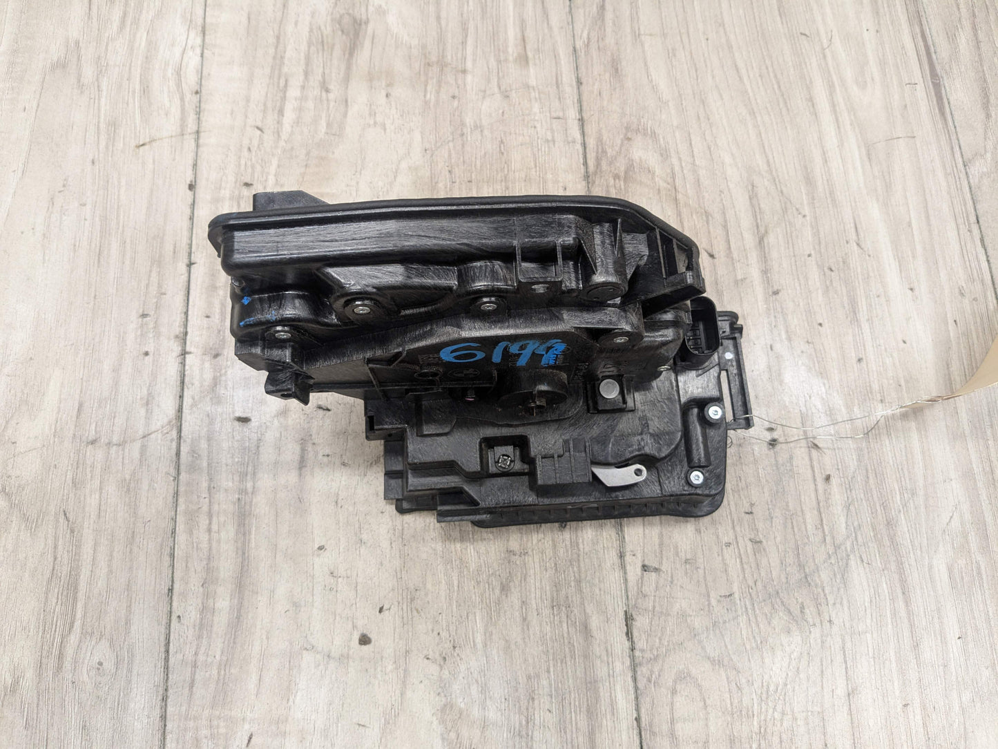 OEM BMW F15 F48 F85 G12 I01 FRONT Left Driver Door Handle Lock Latch Actuator