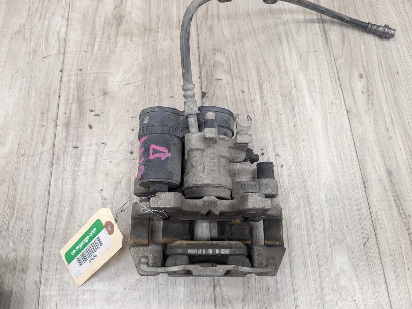 16-24 OEM BMW F39 F44 F48 X1 X2 28 228 REAR Left Driver Brake Caliper