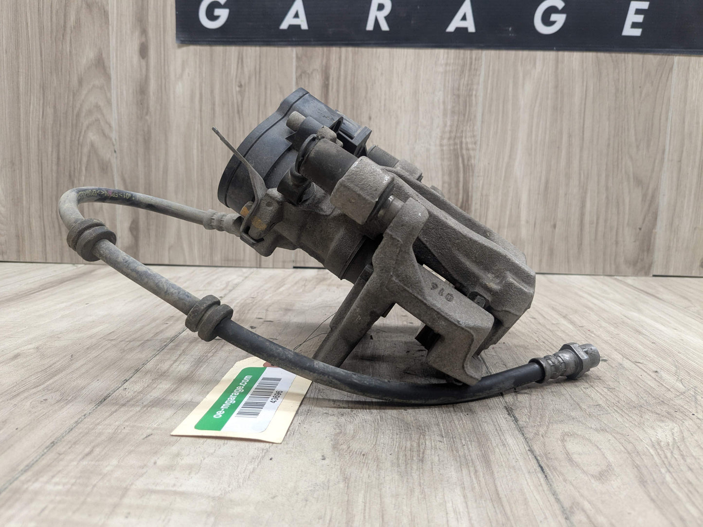 16-24 OEM BMW F39 F44 F48 X1 X2 28 228 REAR Left Driver Brake Caliper