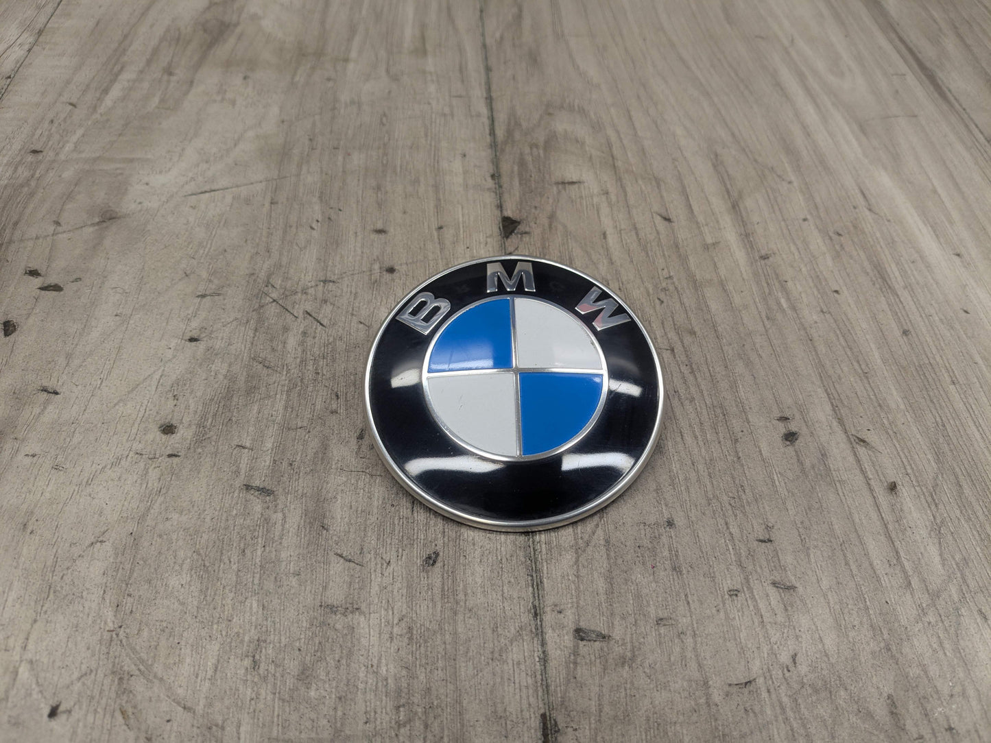 OEM BMW F15 F16 F48 F85 F91 G16 U11 X1 M8 Hood Bonnet Emblem Badge Logo Symbol