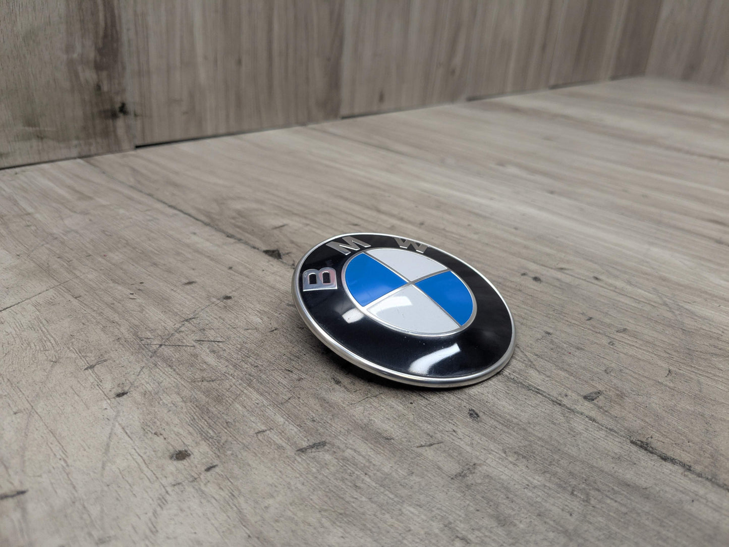 OEM BMW F15 F16 F48 F85 F91 G16 U11 X1 M8 Hood Bonnet Emblem Badge Logo Symbol