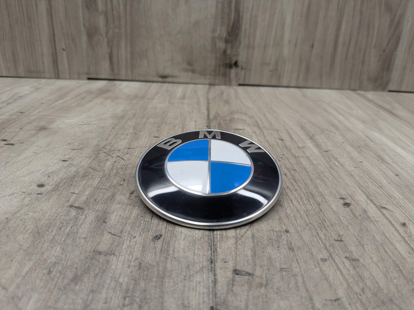 OEM BMW F15 F16 F48 F85 F91 G16 U11 X1 M8 Hood Bonnet Emblem Badge Logo Symbol