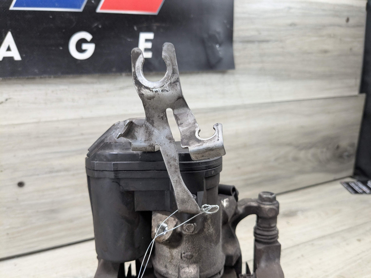 OEM BMW G20 G22 G23 G26 G29 G42 230 330 430 Rear Right Passenger Brake Caliper