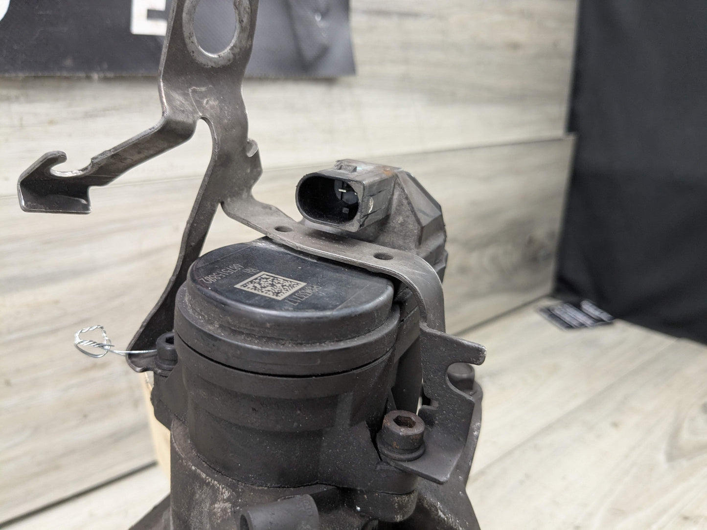 OEM BMW G20 G22 G23 G26 G29 G42 230 330 430 Rear Right Passenger Brake Caliper