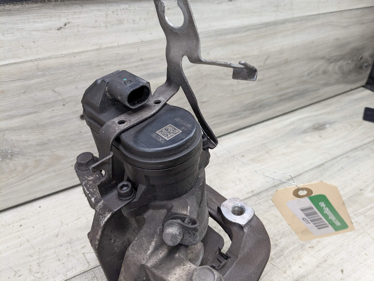 OEM BMW G20 G22 G23 G26 G29 G42 230 330 430 Rear Left Driver Brake Caliper