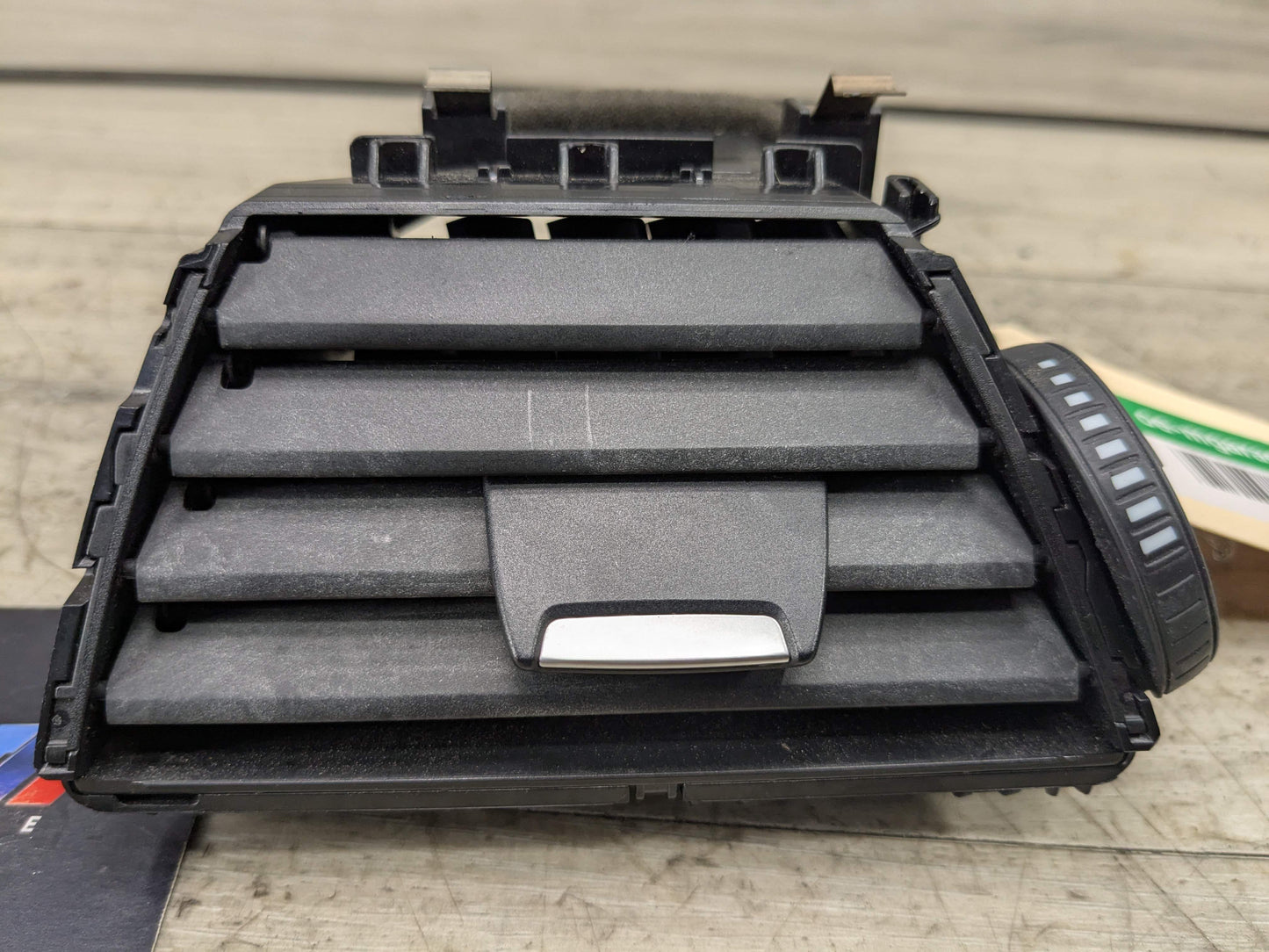 OEM BMW F30 F32 F33 F36 F80 F82 F83 M3 M4 Left Driver Dash AC Air Vent Grille