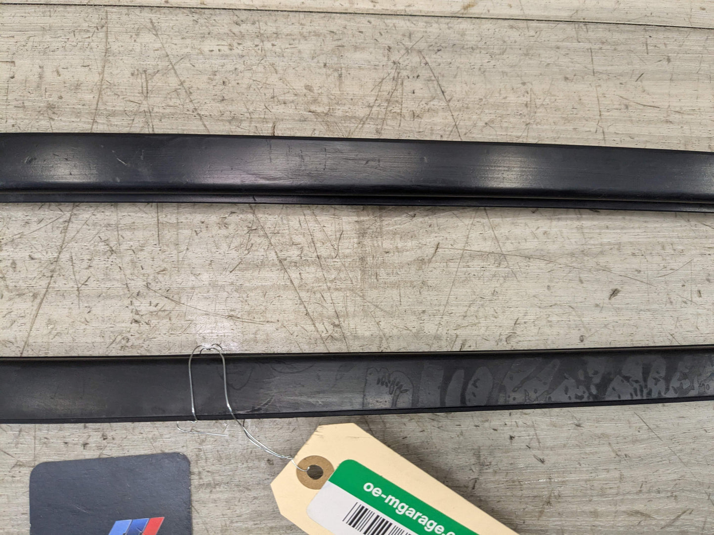 *12-20 OEM BMW F30 F31 F80 M3 Front Left Right Windshield Side Drip Molding PAIR