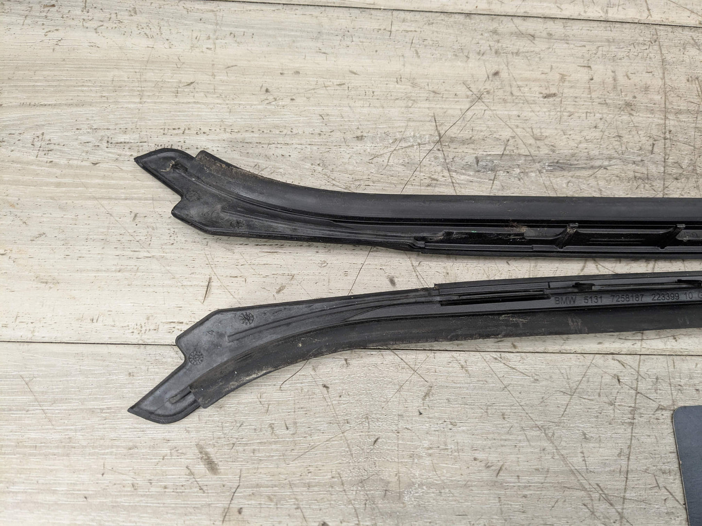 *12-20 OEM BMW F30 F31 F80 M3 Front Left Right Windshield Side Drip Molding PAIR