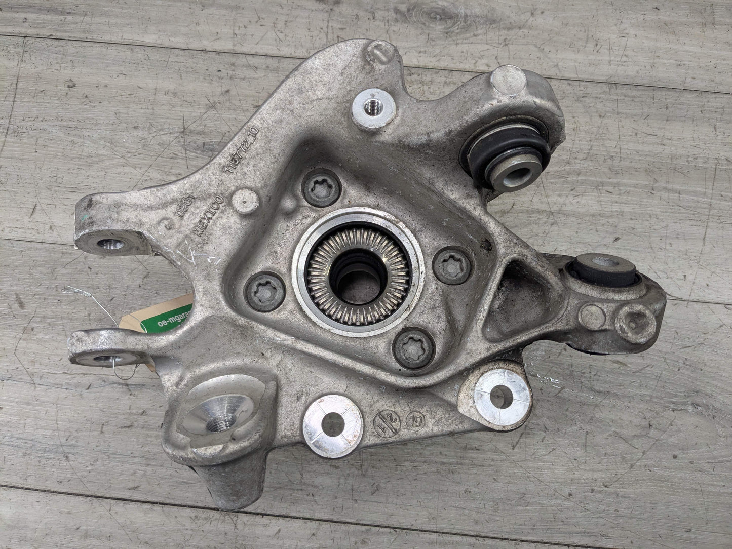 OEM BMW G01 X3 30i 30iX M40iX REAR Right Passenger Knuckle Hub Spindle Bearing