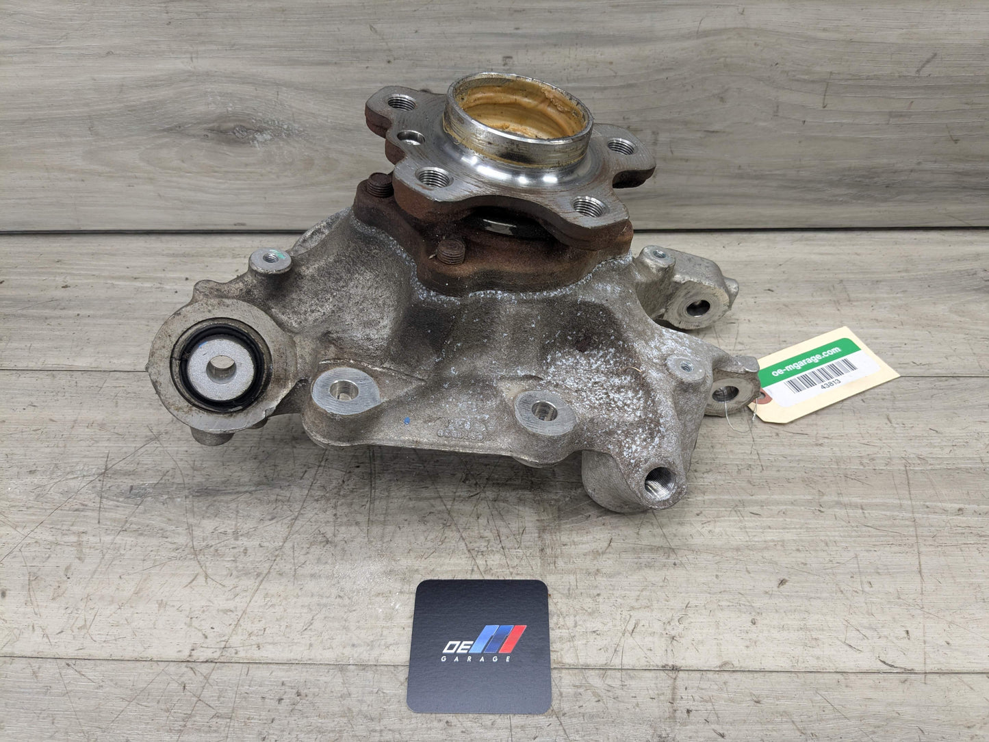 OEM BMW G01 X3 30i 30iX M40iX REAR Right Passenger Knuckle Hub Spindle Bearing