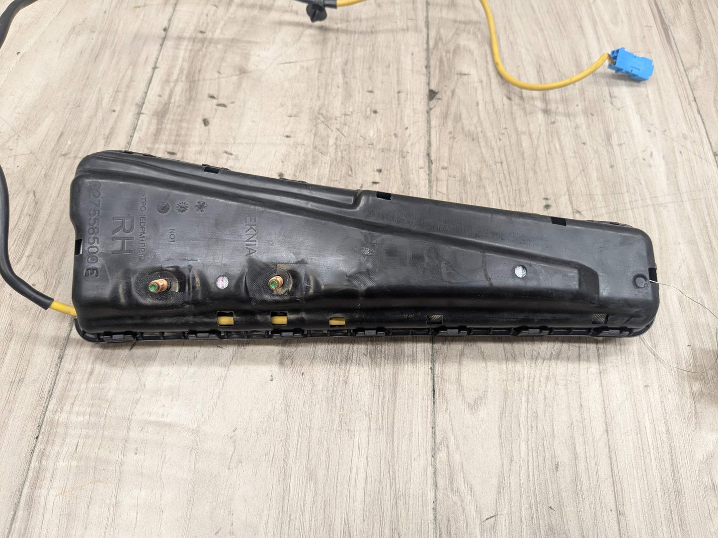 16-22 OEM BMW F48 X1 28i 28iX Front Right Passenger Side Seat Airbag Air Bag