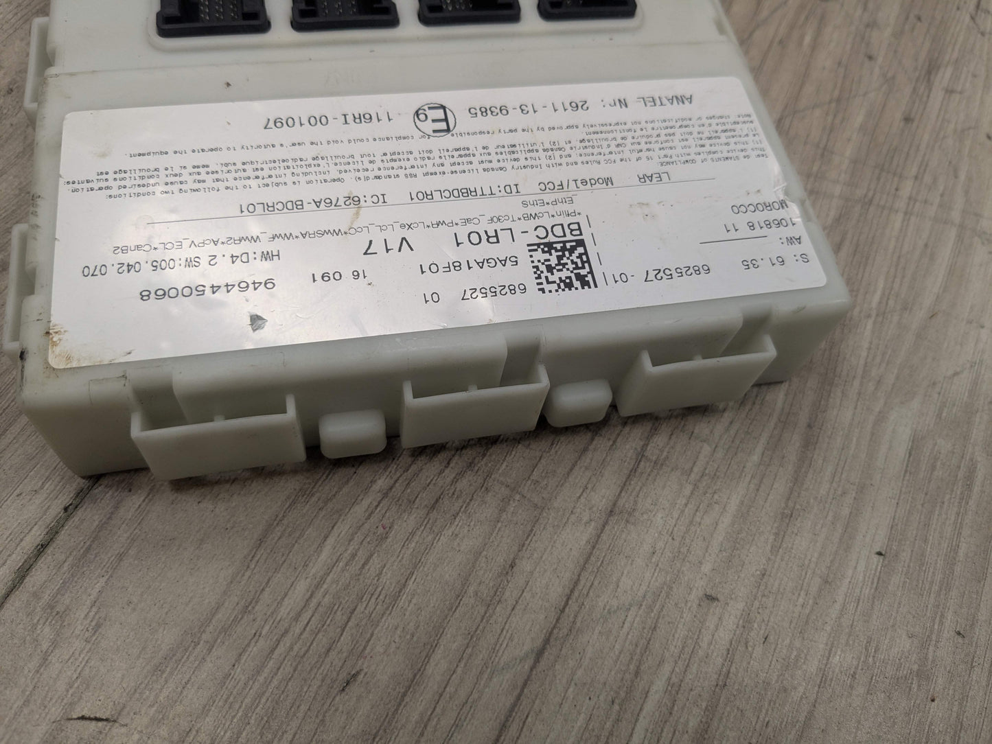 OEM BMW F15 F39 F48 F85 I01 I12 i3 i8 X1 X5 FEM Body Control Junction Box Module