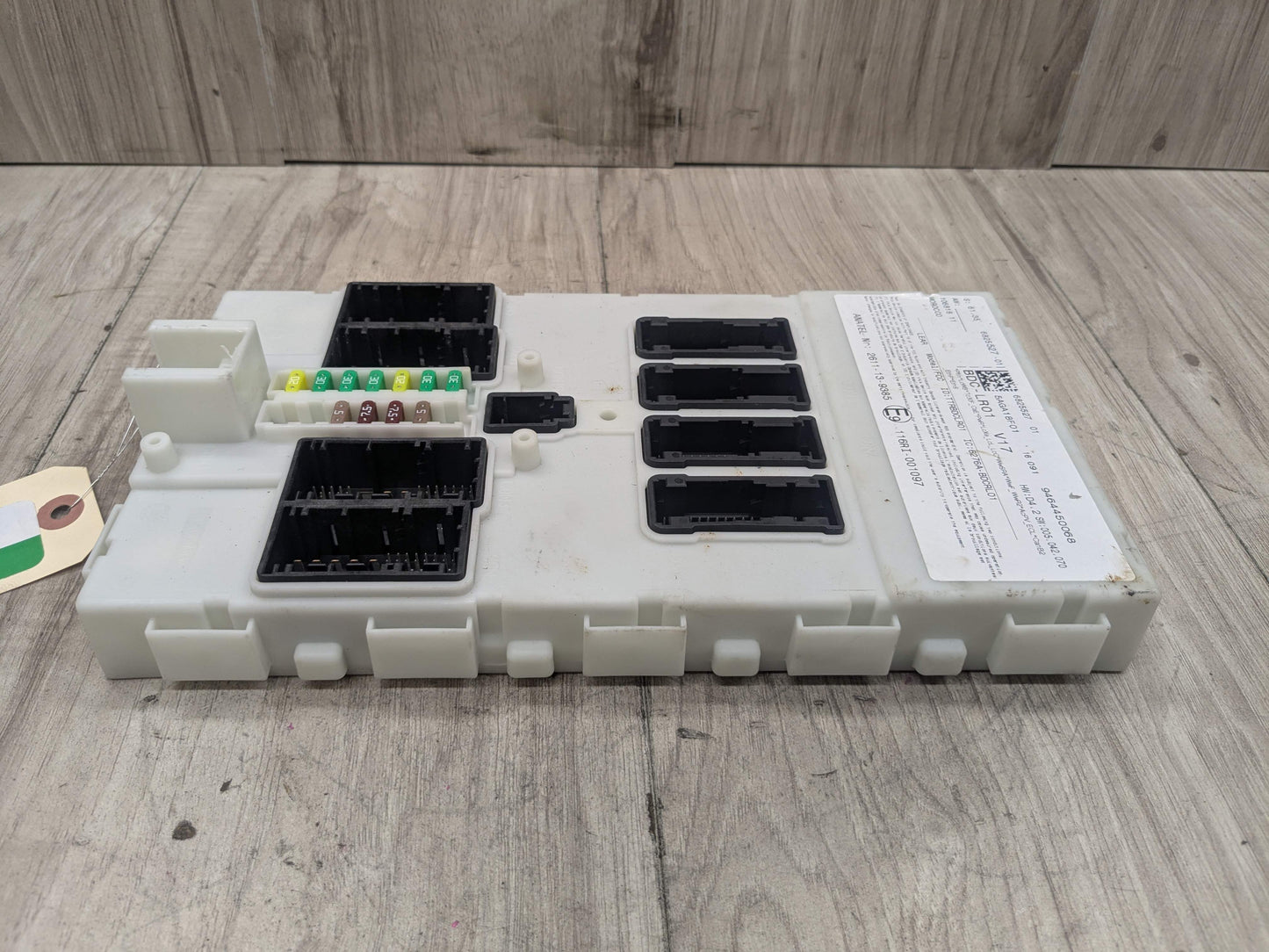 OEM BMW F15 F39 F48 F85 I01 I12 i3 i8 X1 X5 FEM Body Control Junction Box Module