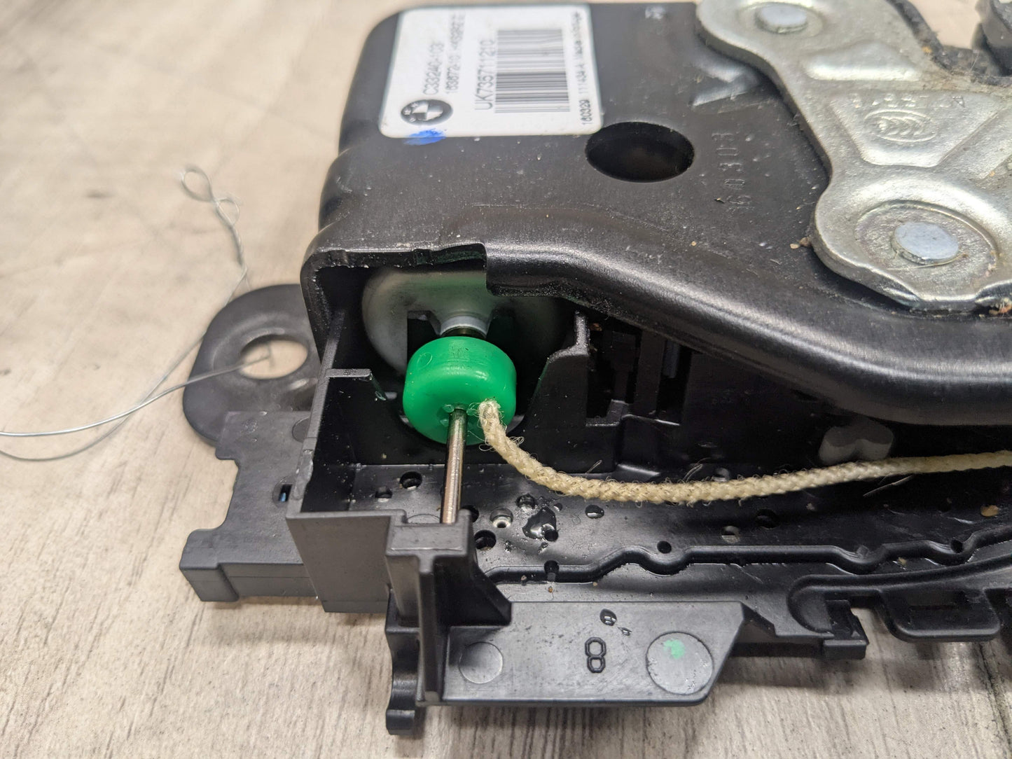 16-22 OEM BMW F48 X1 28i 28iX Rear Liftgate Trunk Lid Latch Lock Opener Actuator