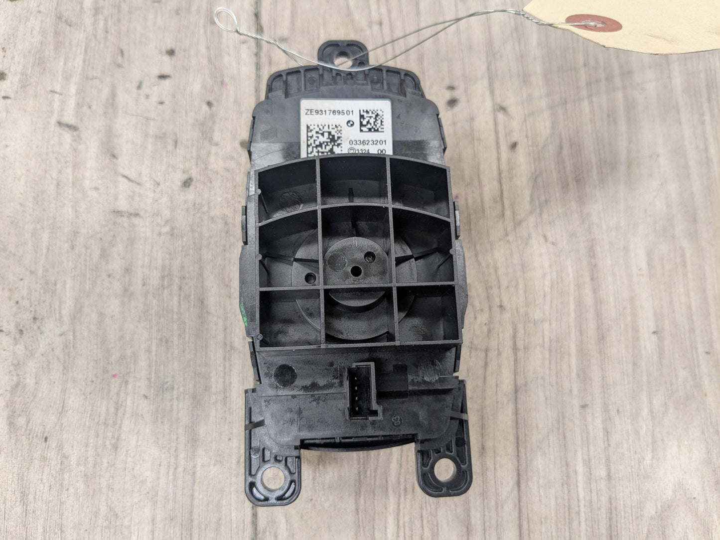 OEM BMW F15 F22 F30 F32 F36 F48 F80 M3 M4 X5 Info iDrive Controller Knob Button