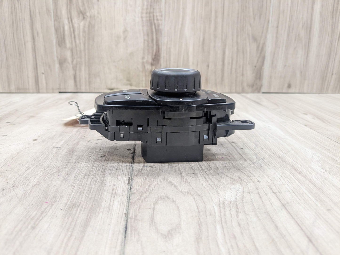 OEM BMW F15 F22 F30 F32 F36 F48 F80 M3 M4 X5 Info iDrive Controller Knob Button