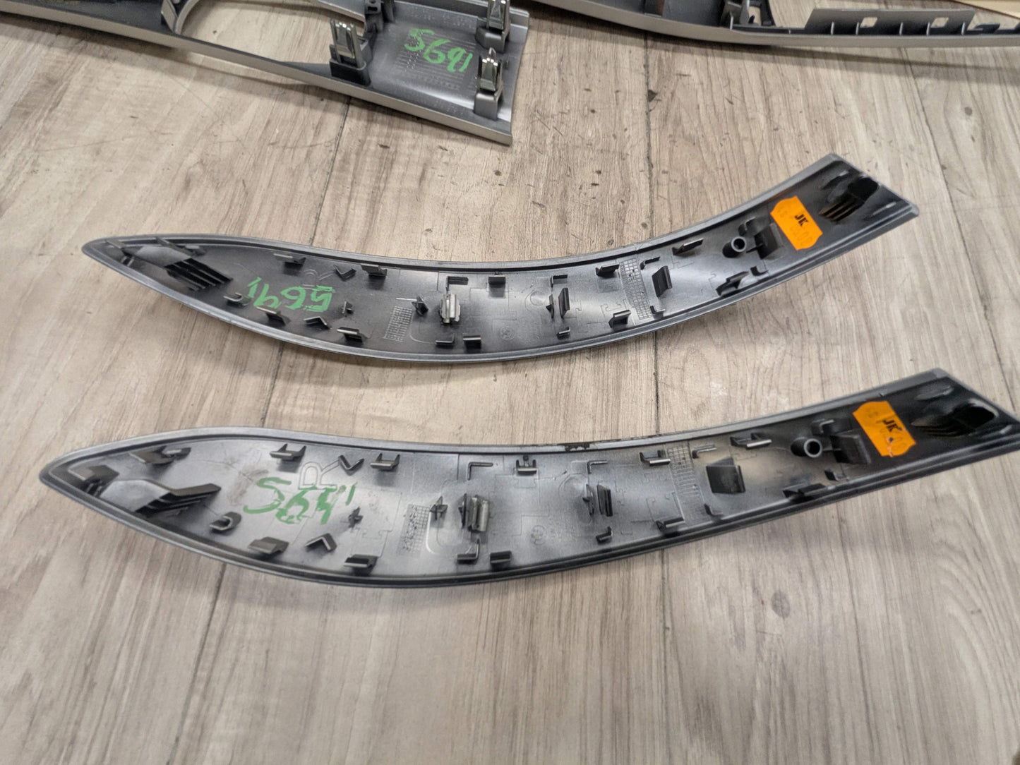 OEM BMW F30 F32 F33 F36 ALUMINUM Interior Dash Door Center Console Trim (5)