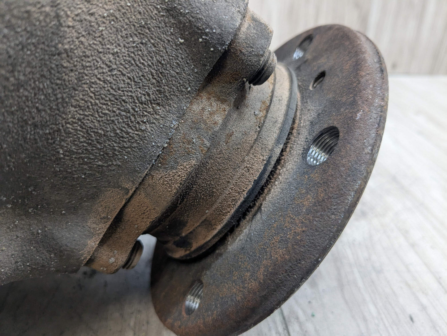 OEM BMW F22 F23 F30 F32 F33 AWD Front Left Driver Spindle Hub Carrier Knuckle