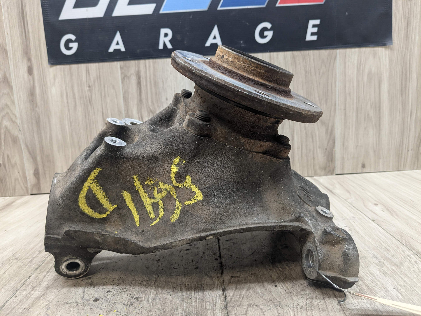 OEM BMW F22 F23 F30 F32 F33 AWD Front Left Driver Spindle Hub Carrier Knuckle