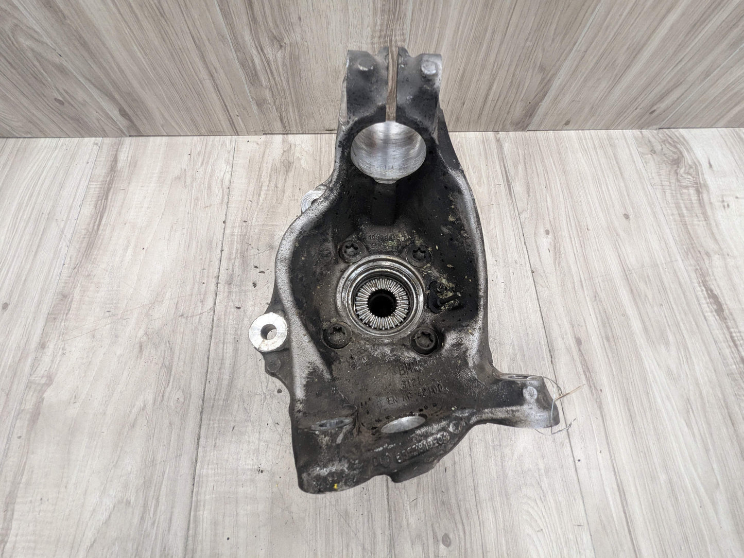 OEM BMW F22 F23 F30 F32 F33 AWD Front Left Driver Spindle Hub Carrier Knuckle