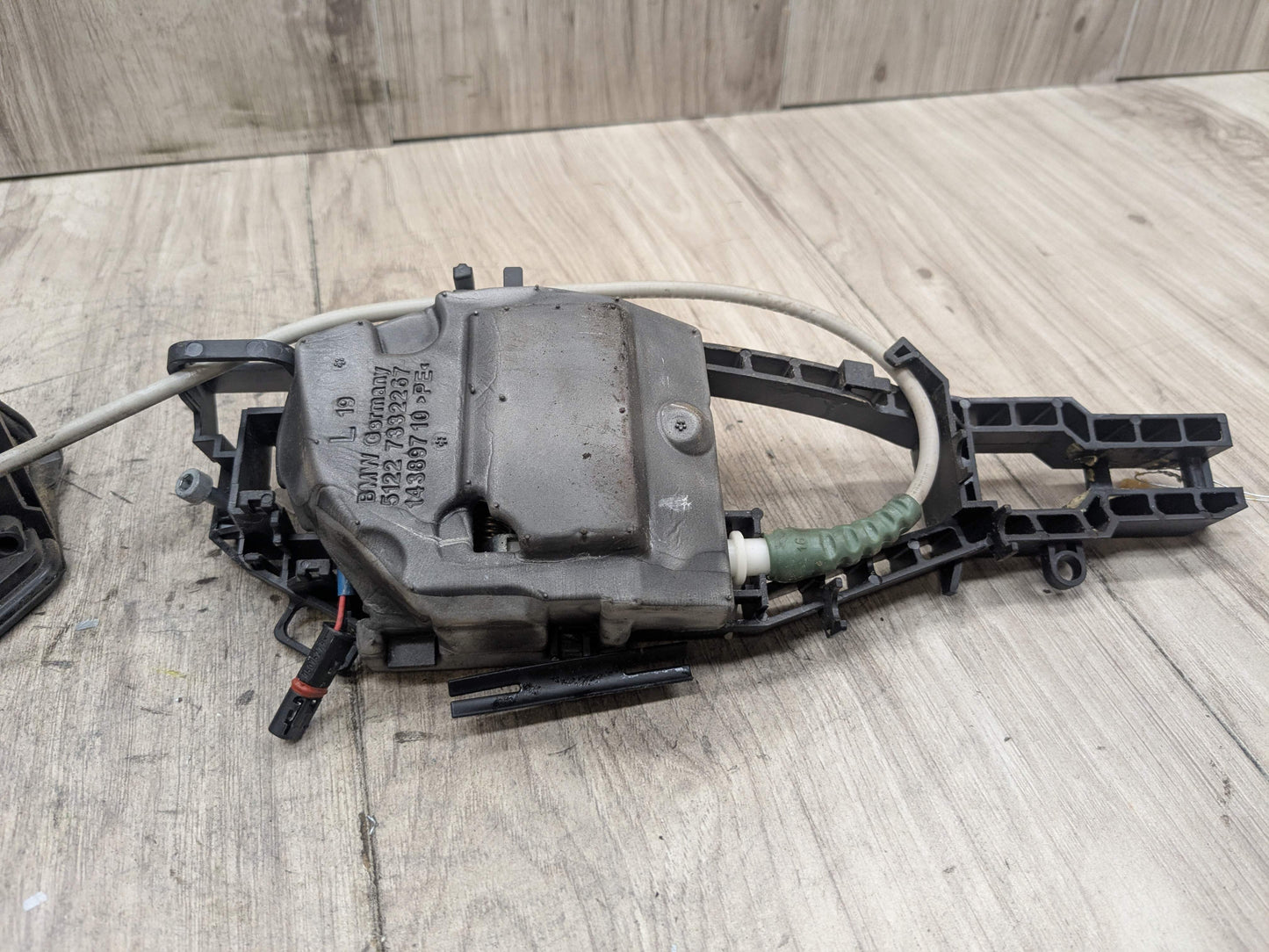 OEM BMW E82 E90 F10 F23 F30 F32 E60 F01 M4 X6 REAR LEFT Door Lock Latch Actuator