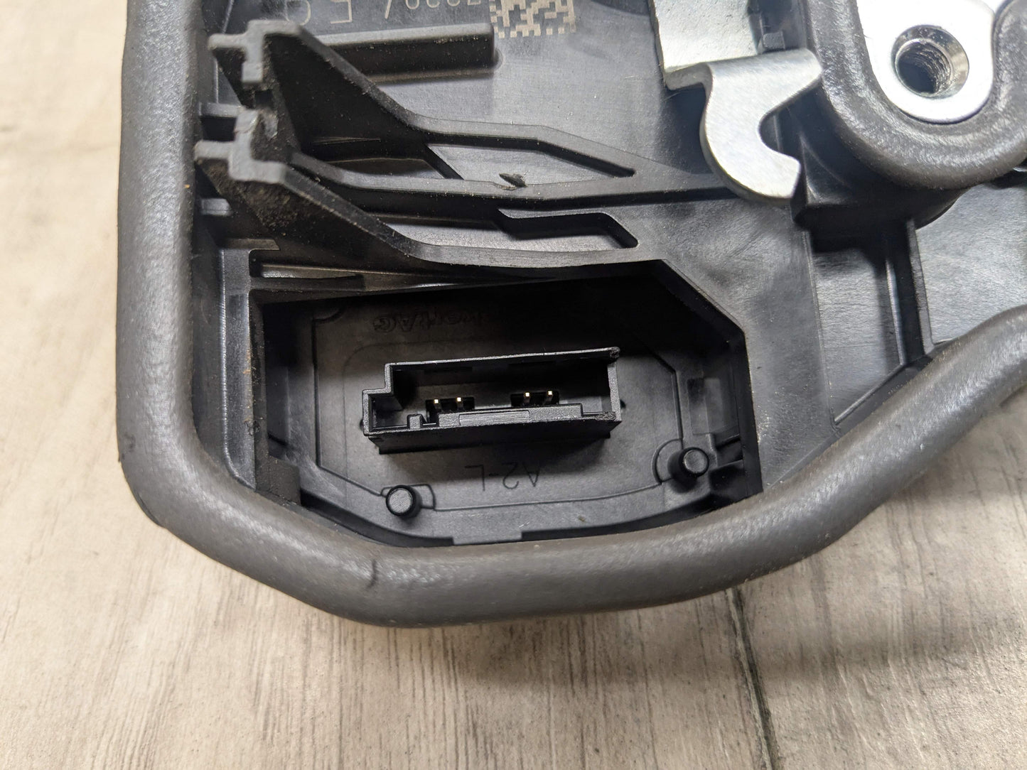 OEM BMW E82 E90 F10 F23 F30 F32 E60 F01 M4 X6 REAR LEFT Door Lock Latch Actuator