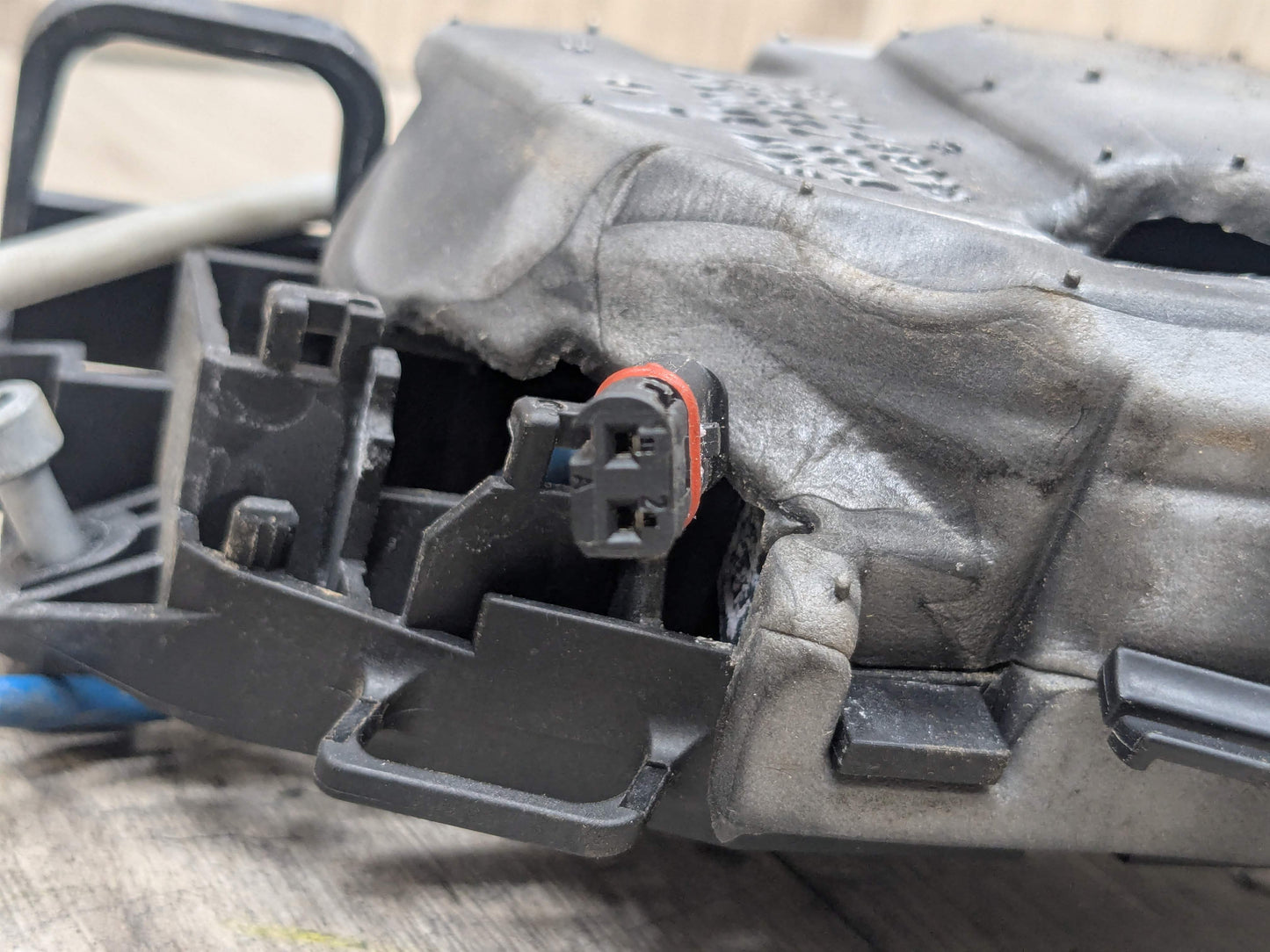 OEM BMW E82 E90 F10 F23 F30 F32 E60 F01 M4 X6 REAR LEFT Door Lock Latch Actuator