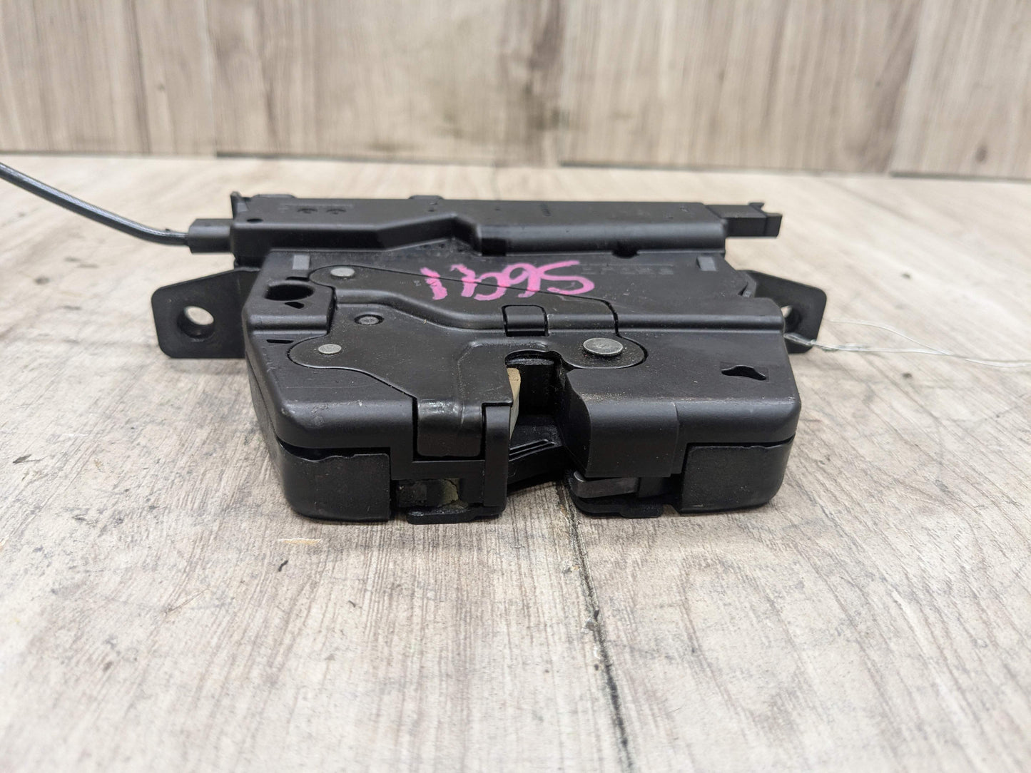 OEM BMW F06 F10 F13 F30 F32 F80 F82 Rear Trunk Lid Latch Lock Opener Actuator