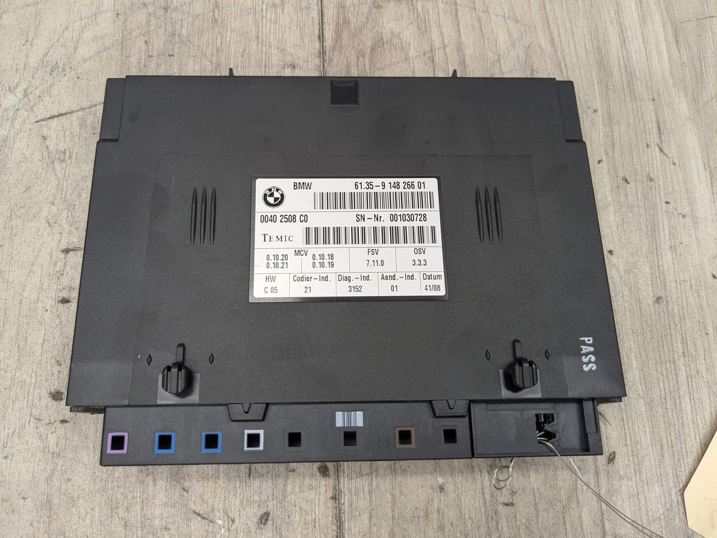 07-10 OEM BMW E93 328 335 M3 Front Left Driver or Right Passenger Seat Module