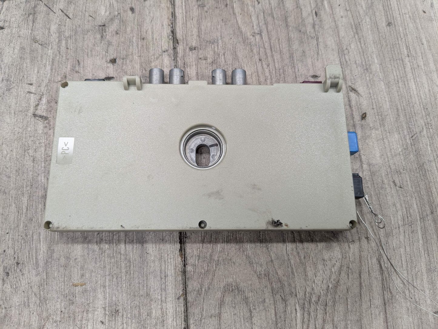 07-13 OEM BMW E93 Convertible Radio Diversity Antenna Amplifier Module Unit