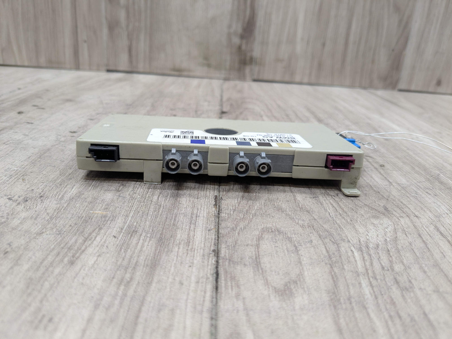 07-13 OEM BMW E93 Convertible Radio Diversity Antenna Amplifier Module Unit