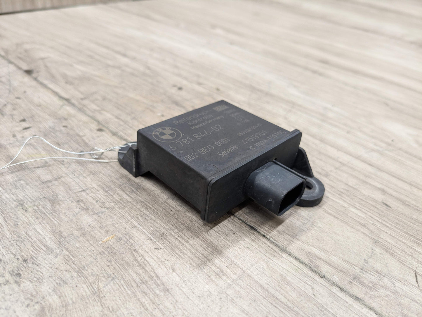 OEM BMW E70 E90 E92 X5 Trigger Transmitter Tire Pressure Monitor Sensor TPMS RDC