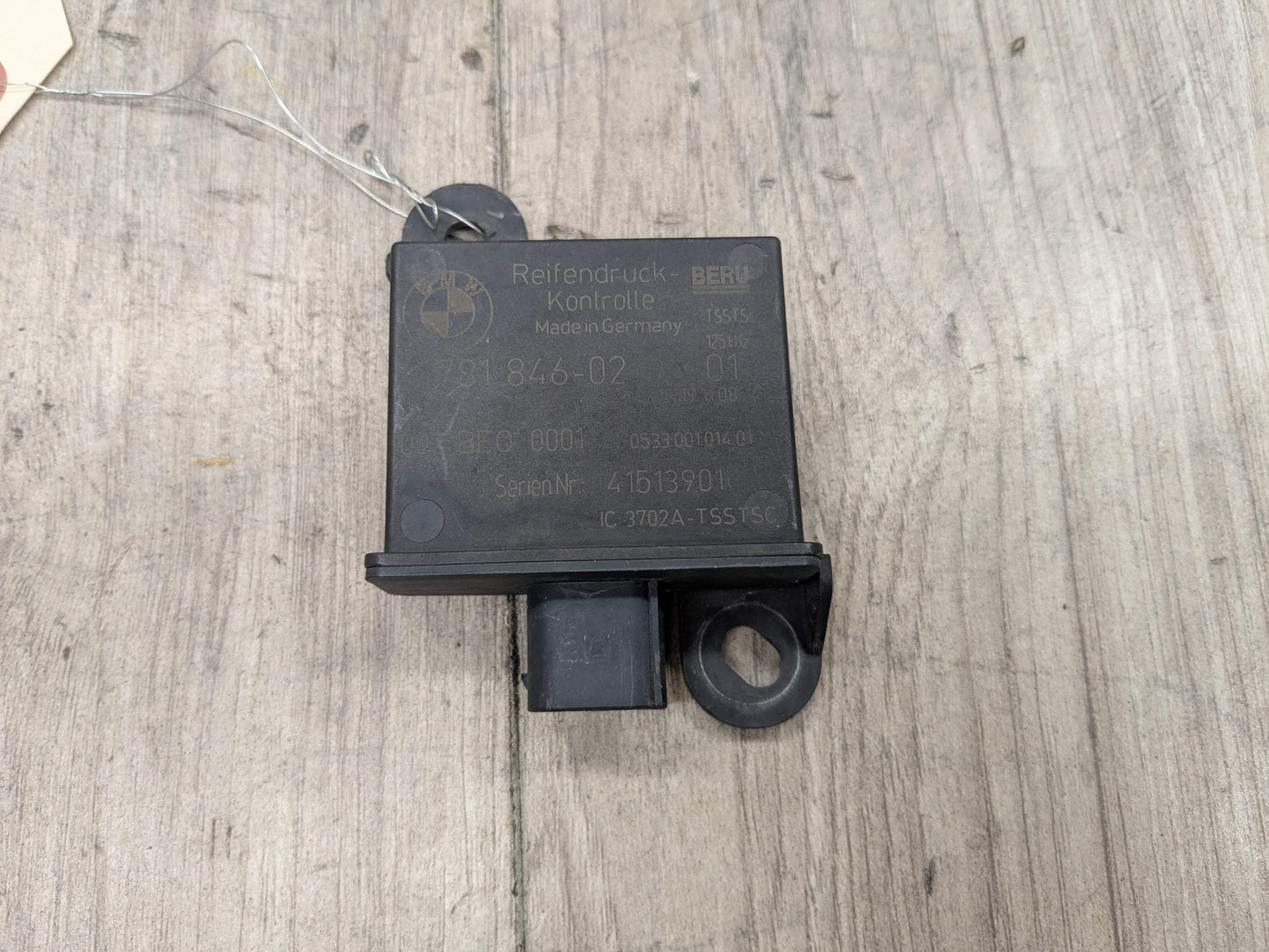 OEM BMW E70 E90 E92 X5 Trigger Transmitter Tire Pressure Monitor Sensor TPMS RDC