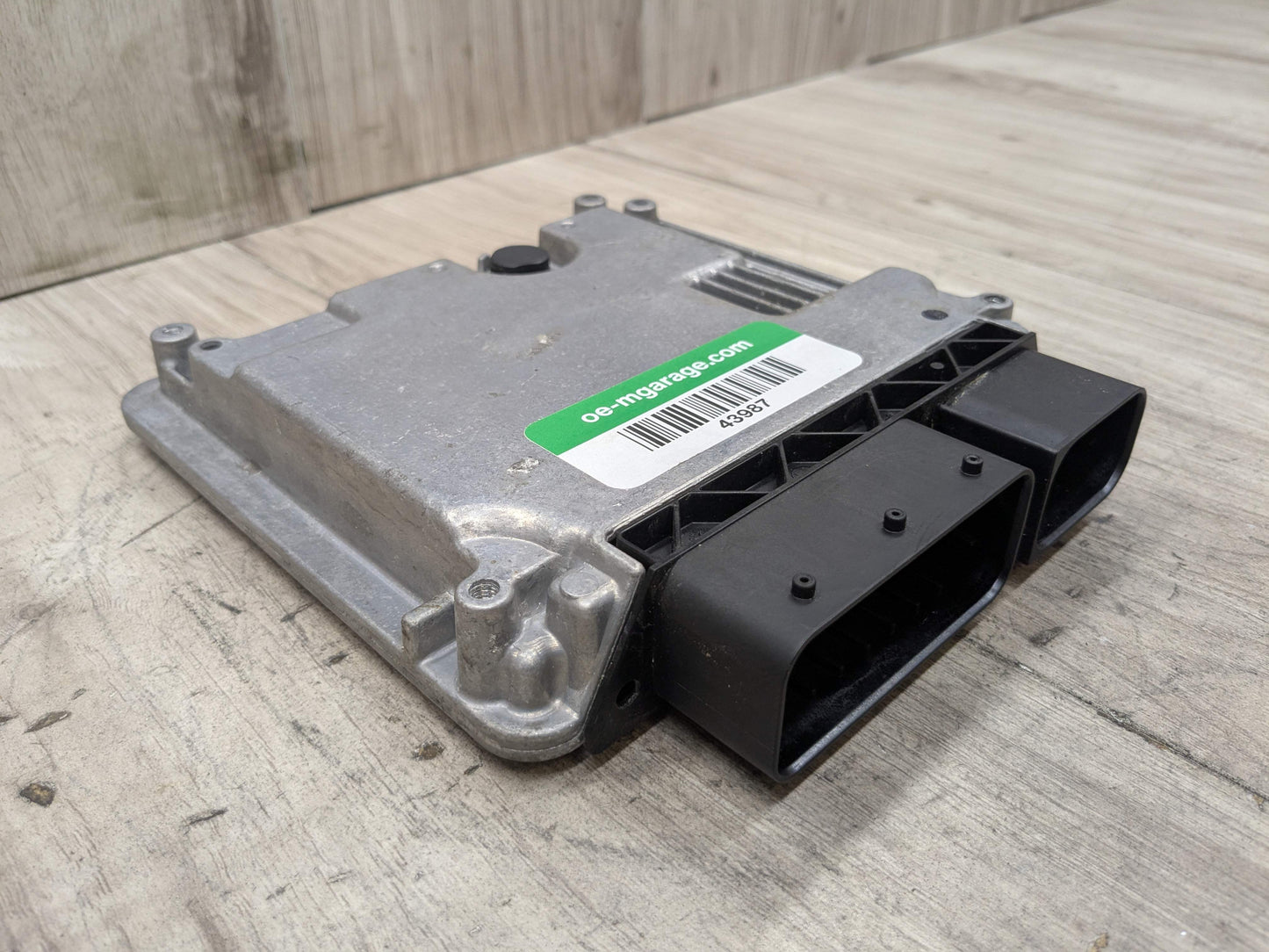 OEM BMW E82 E88 E90 E92 E93 328 335 RWD Active Steering Control Module Unit
