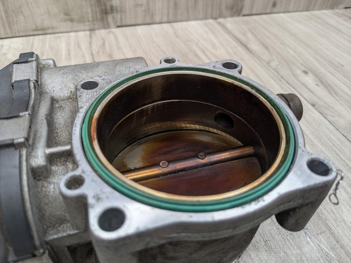 OEM BMW E60 E71 E82 E88 E89 E90 E92 E93 F01 F02 135 335 Engine N54 Throttle Body