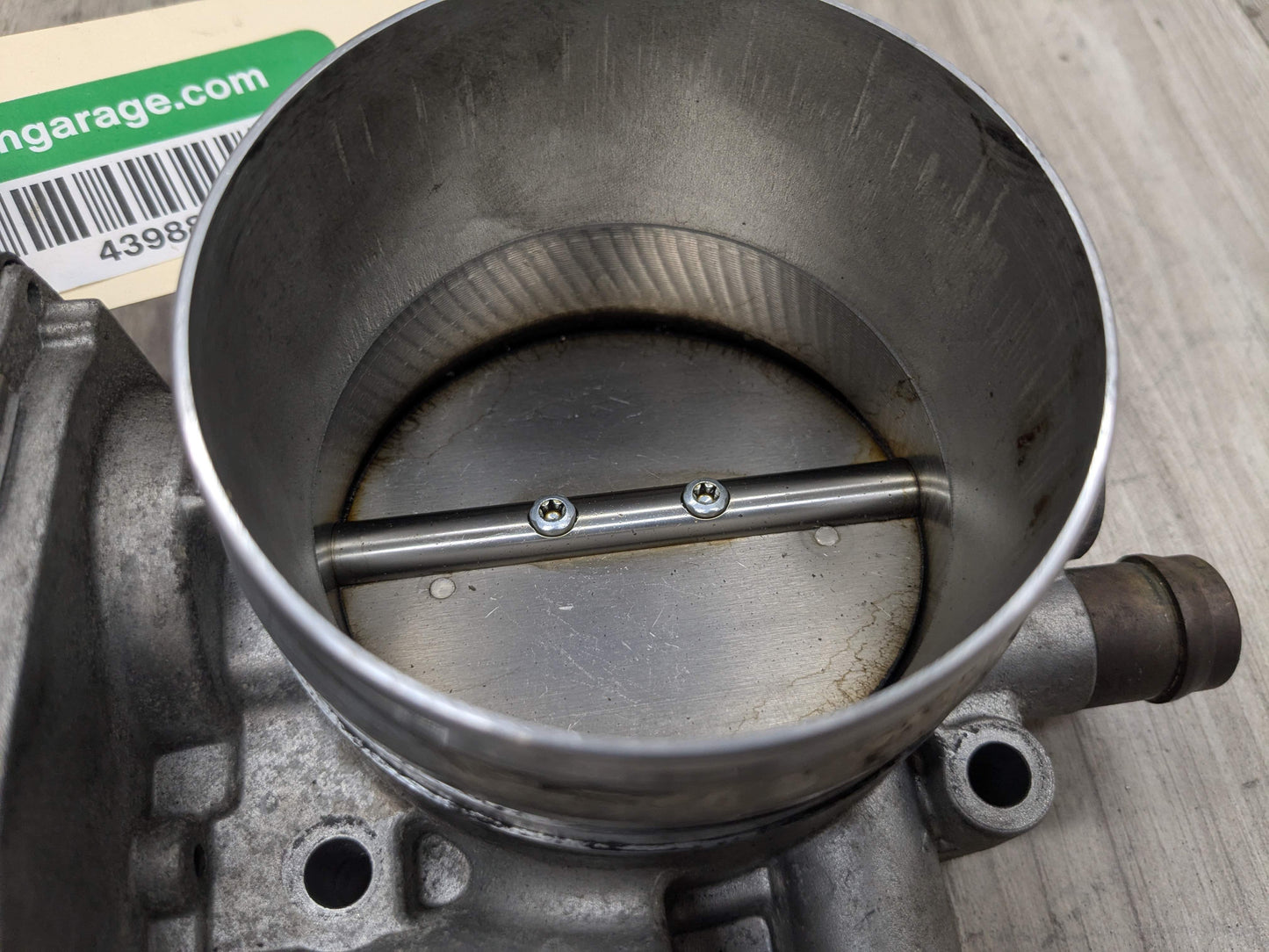 OEM BMW E60 E71 E82 E88 E89 E90 E92 E93 F01 F02 135 335 Engine N54 Throttle Body