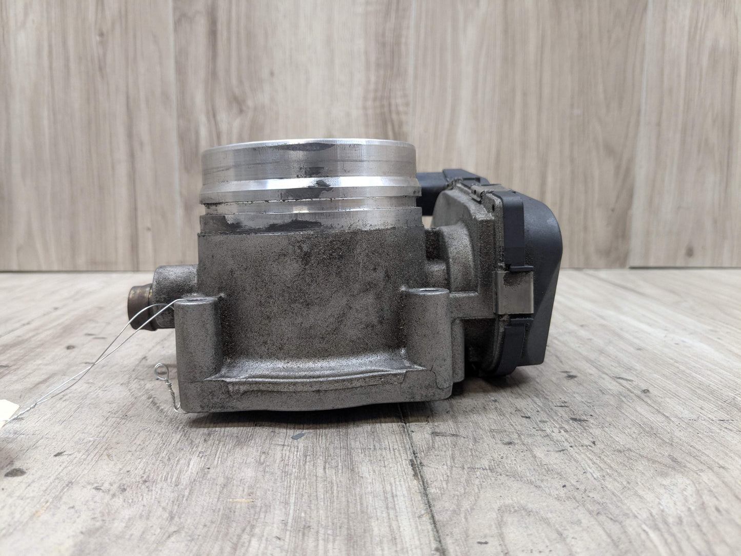 OEM BMW E60 E71 E82 E88 E89 E90 E92 E93 F01 F02 135 335 Engine N54 Throttle Body