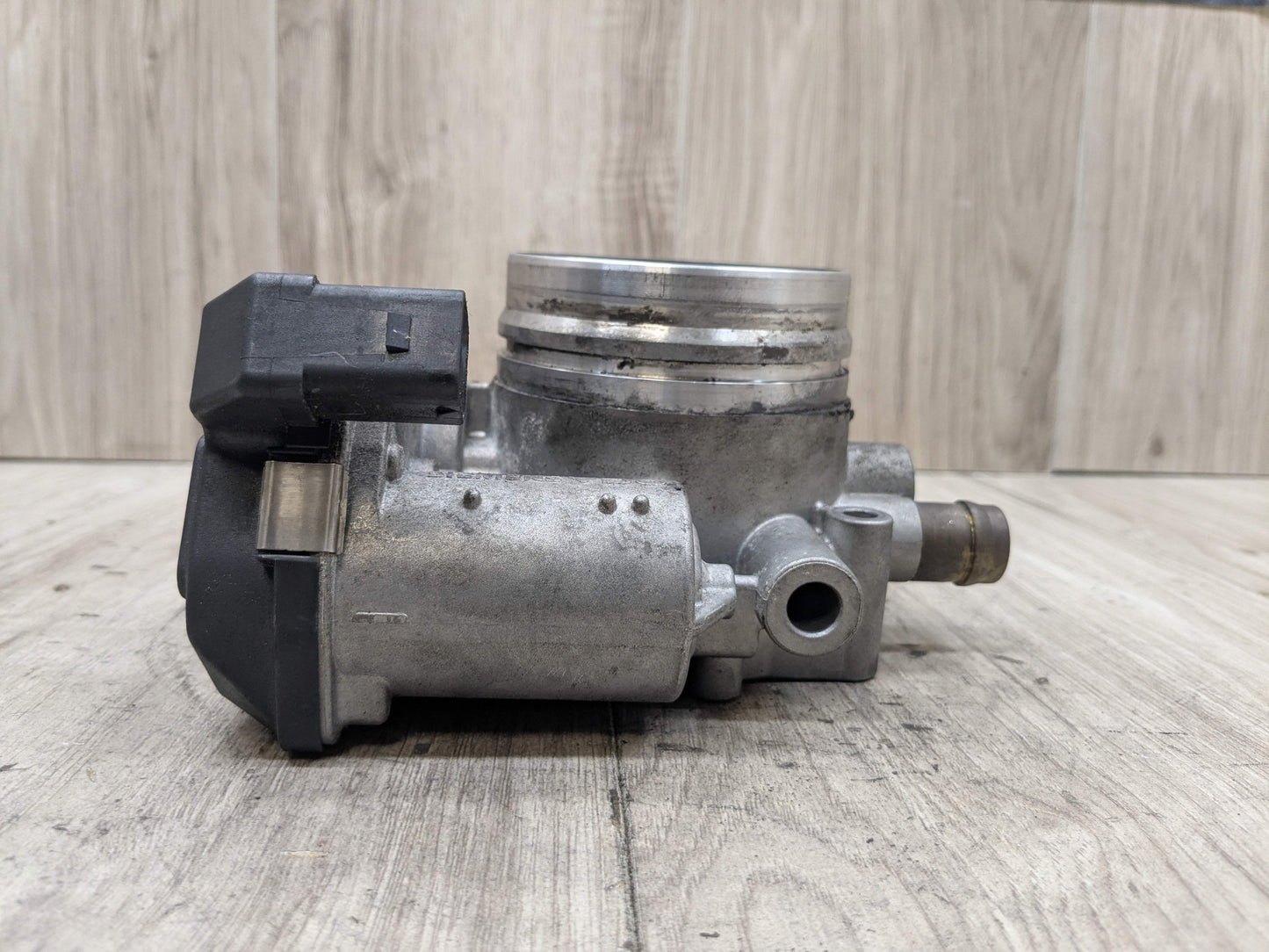 OEM BMW E60 E71 E82 E88 E89 E90 E92 E93 F01 F02 135 335 Engine N54 Throttle Body