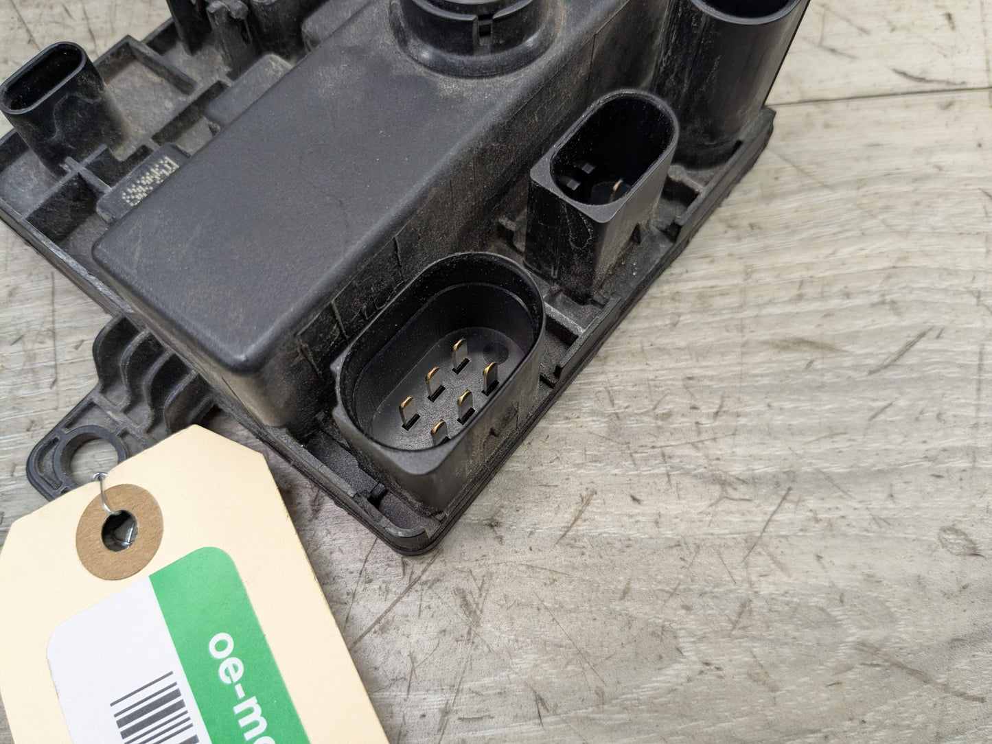 OEM BMW F10 F15 F22 F23 F30 F32 F33 F36 Integrated Power Supply Control Module