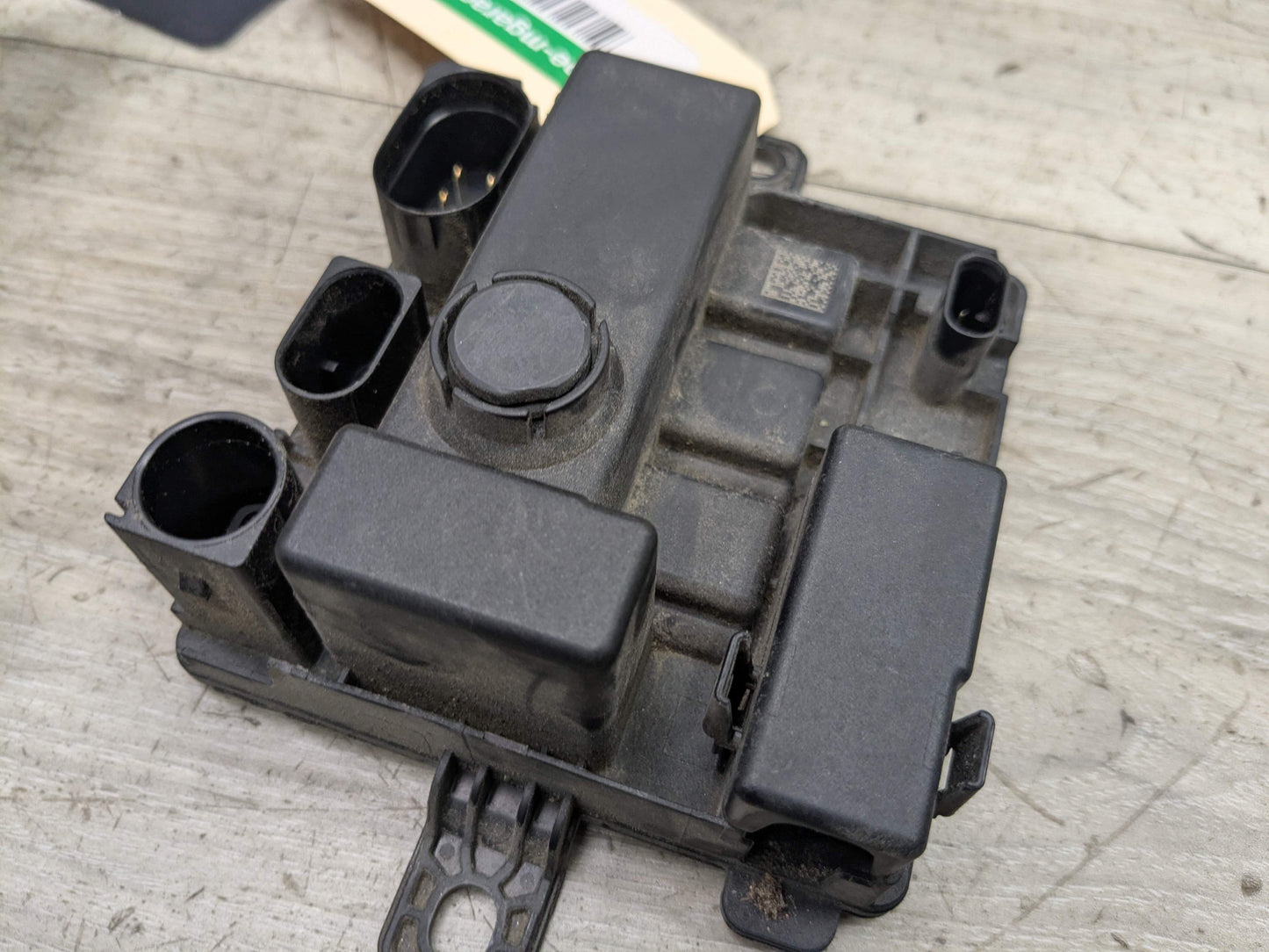 OEM BMW F10 F15 F22 F23 F30 F32 F33 F36 Integrated Power Supply Control Module