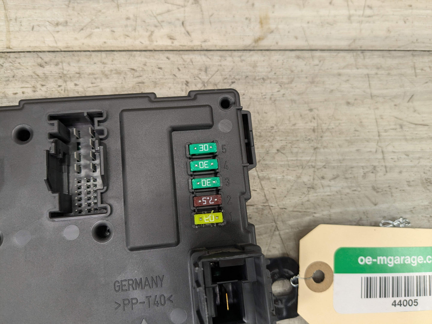 OEM BMW F22 F30 F32 F33 F36 REM Rear Body Control Unit Electronic Module BCM Box