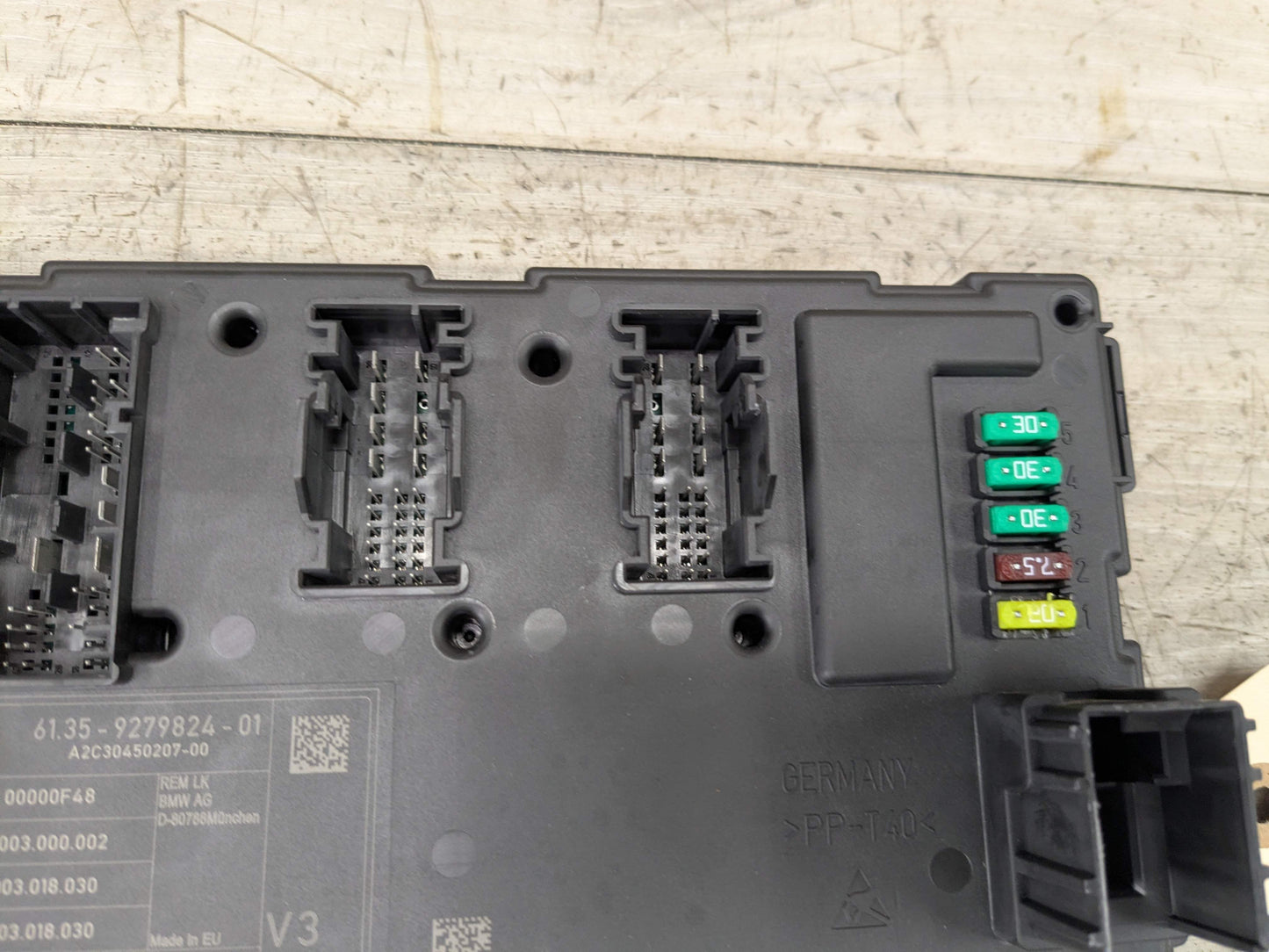 OEM BMW F22 F30 F32 F33 F36 REM Rear Body Control Unit Electronic Module BCM Box