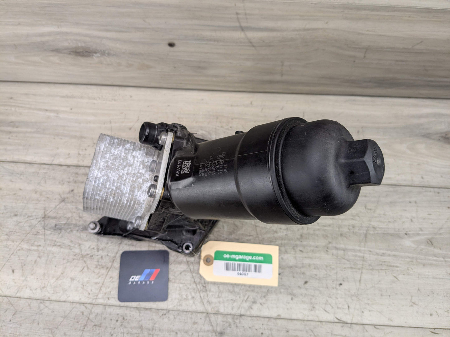 17-20 OEM BMW F22 F30 F32 F36 G01 G30 230 330 430 Engine B46 Oil Filter Housing
