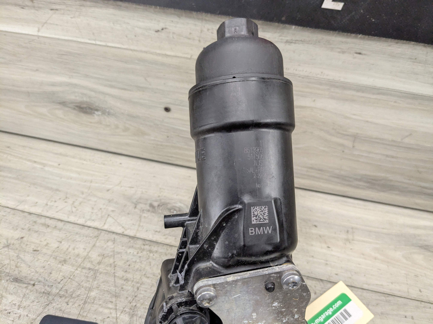 17-20 OEM BMW F22 F30 F32 F36 G01 G30 230 330 430 Engine B46 Oil Filter Housing