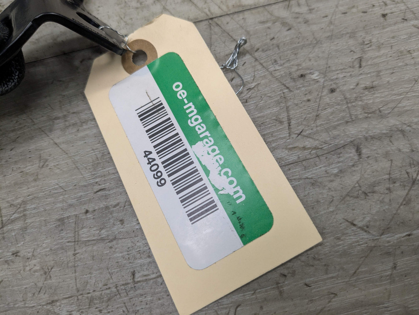 17-21 OEM BMW G20 330 M340 Rear Center Seatbelt Seat Belt Buckle